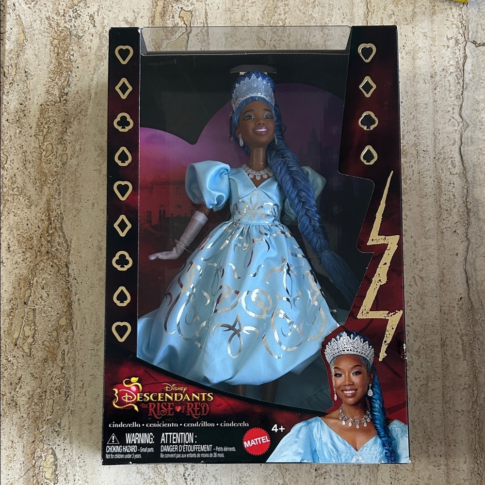 NEW 🆕 Mattel Disney Descendants Cinderella Blue and Gold Doll sealed